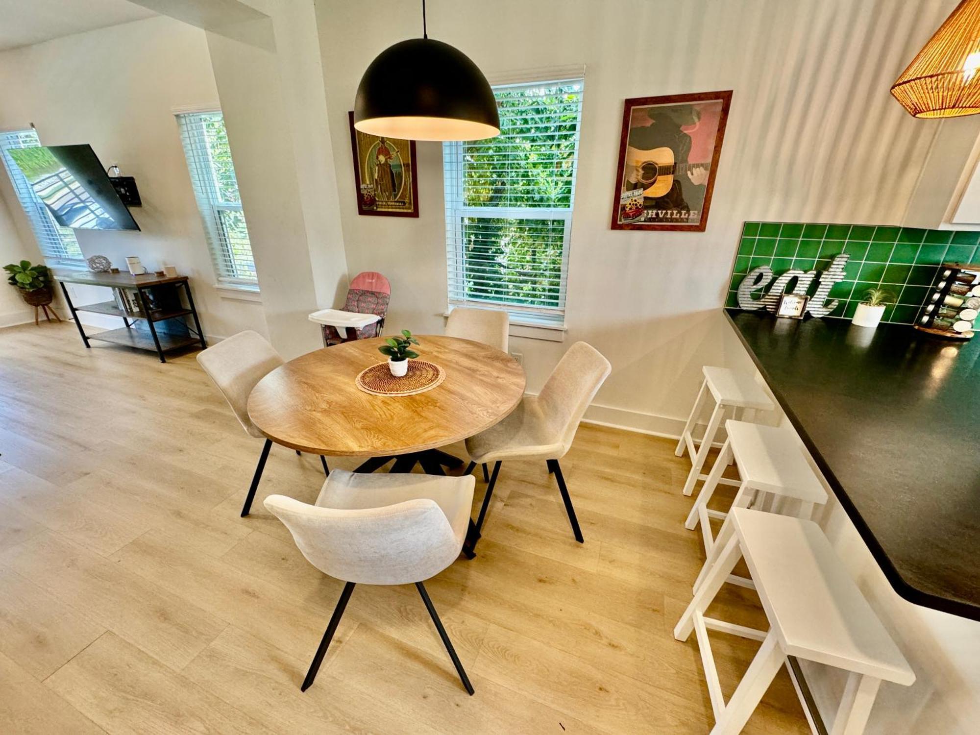 Closetobroadwayairportoprymillsgameroom20 Nashville Exteriör bild